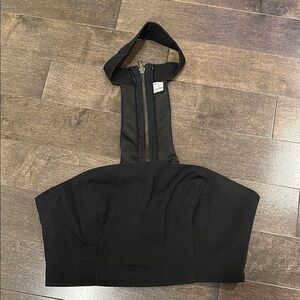 Chic Black Strapless Crop Top with Choker